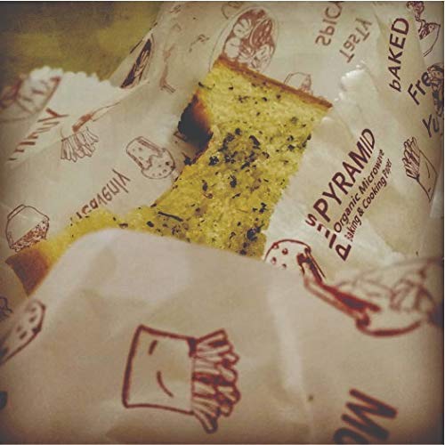 004. PYRAMID BAKING PARCHMENT PAPER