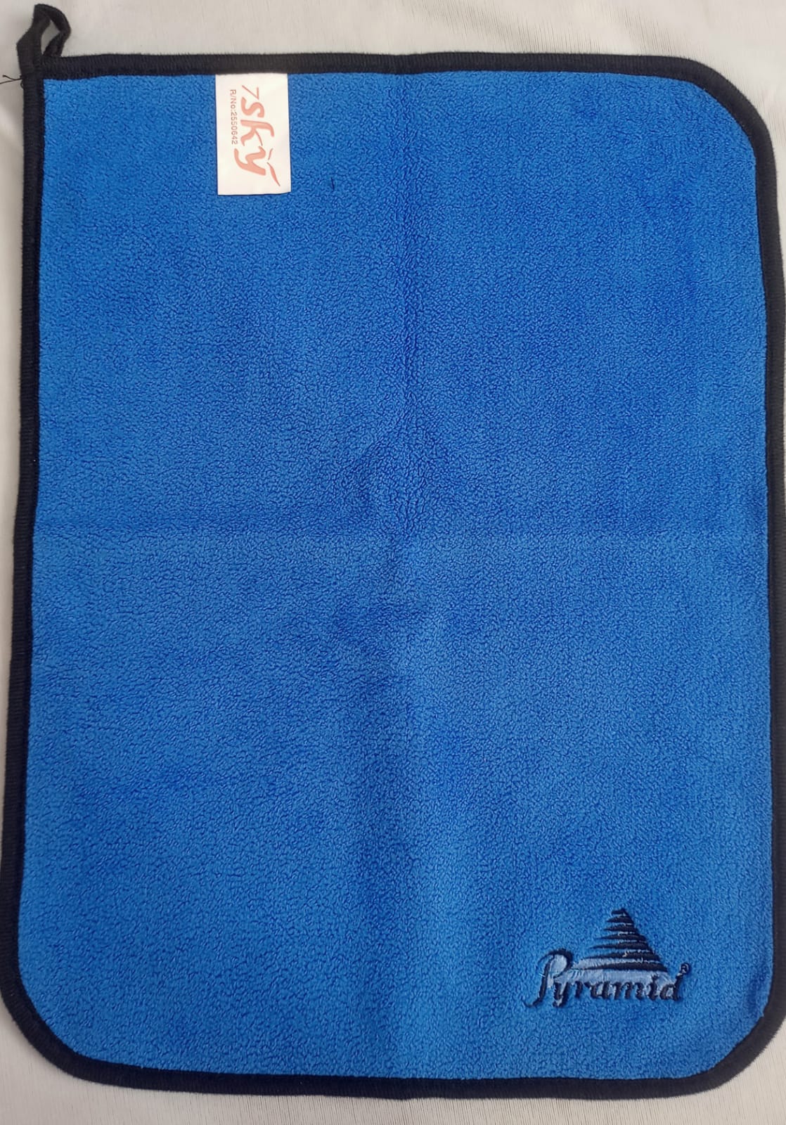 MICROFIBER CLOTH